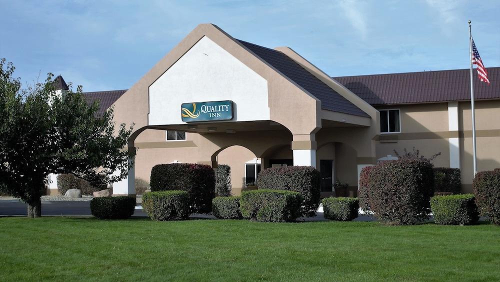 Country Inn & Suites By Radisson, Battle Creek, Mi Exterior photo