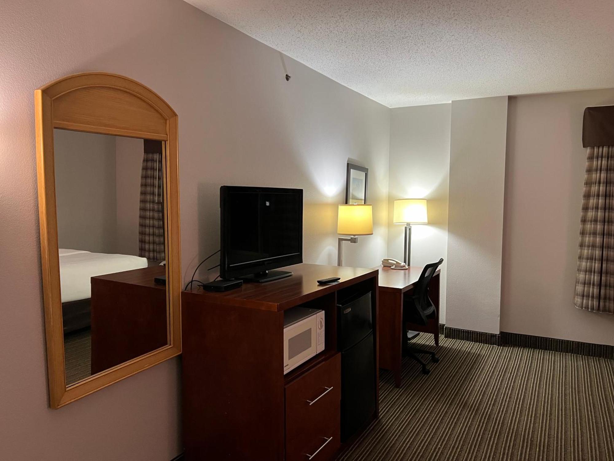 Country Inn & Suites By Radisson, Battle Creek, Mi Exterior photo